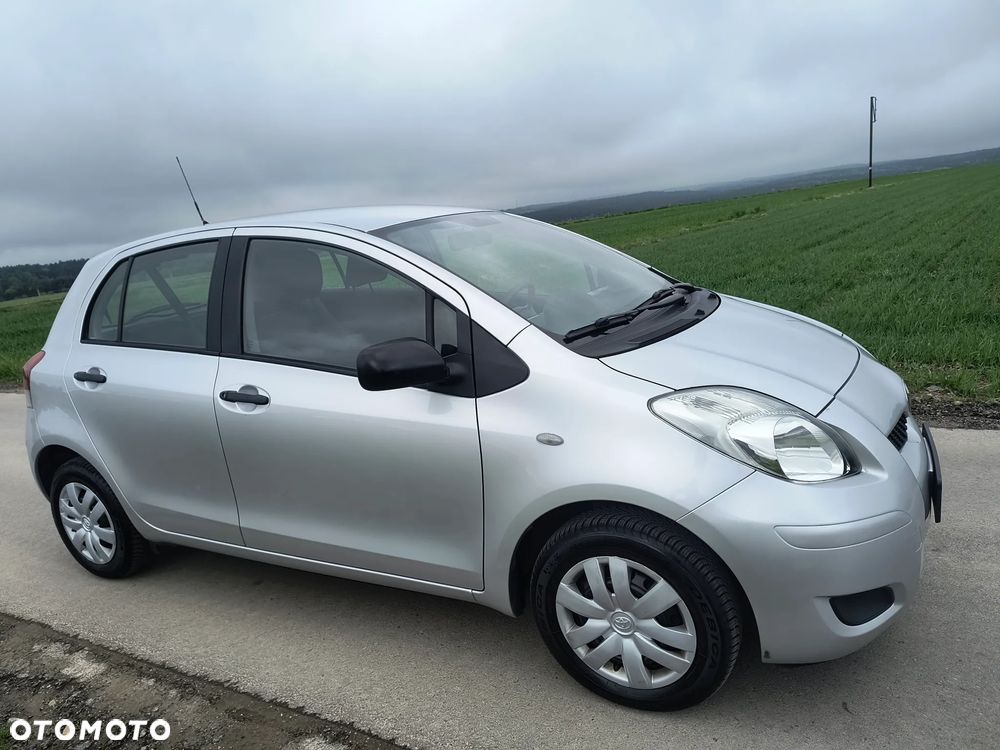 Toyota Yaris 1.0 Entry - 6