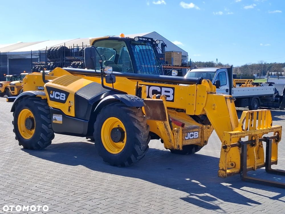 JCB 540 - 140 Hi Viz - 6