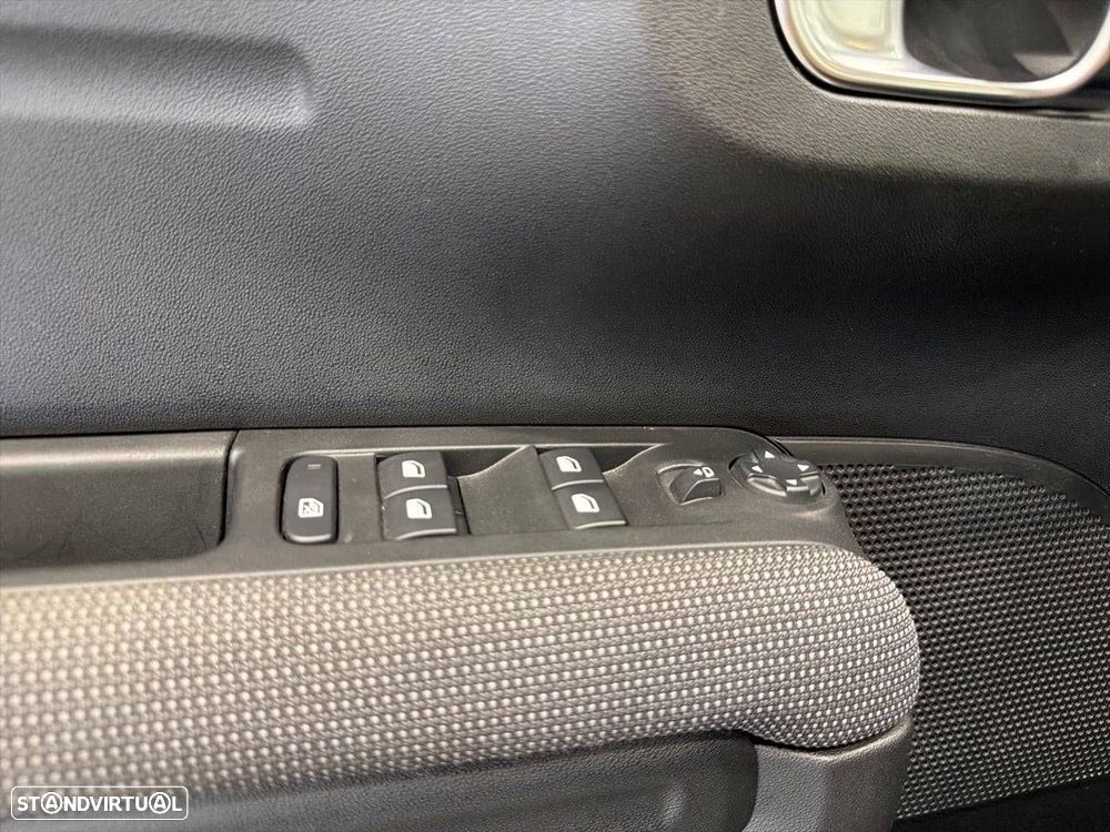 Citroën C3 Aircross 1.5 BlueHDi Plus - 19