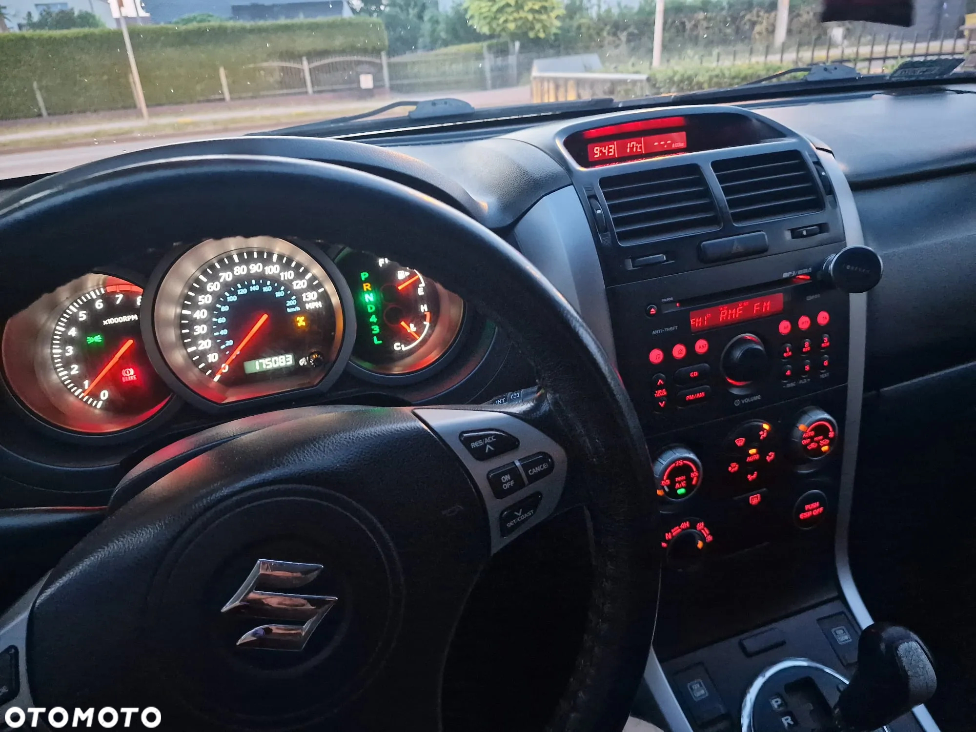 Suzuki Grand Vitara - 13