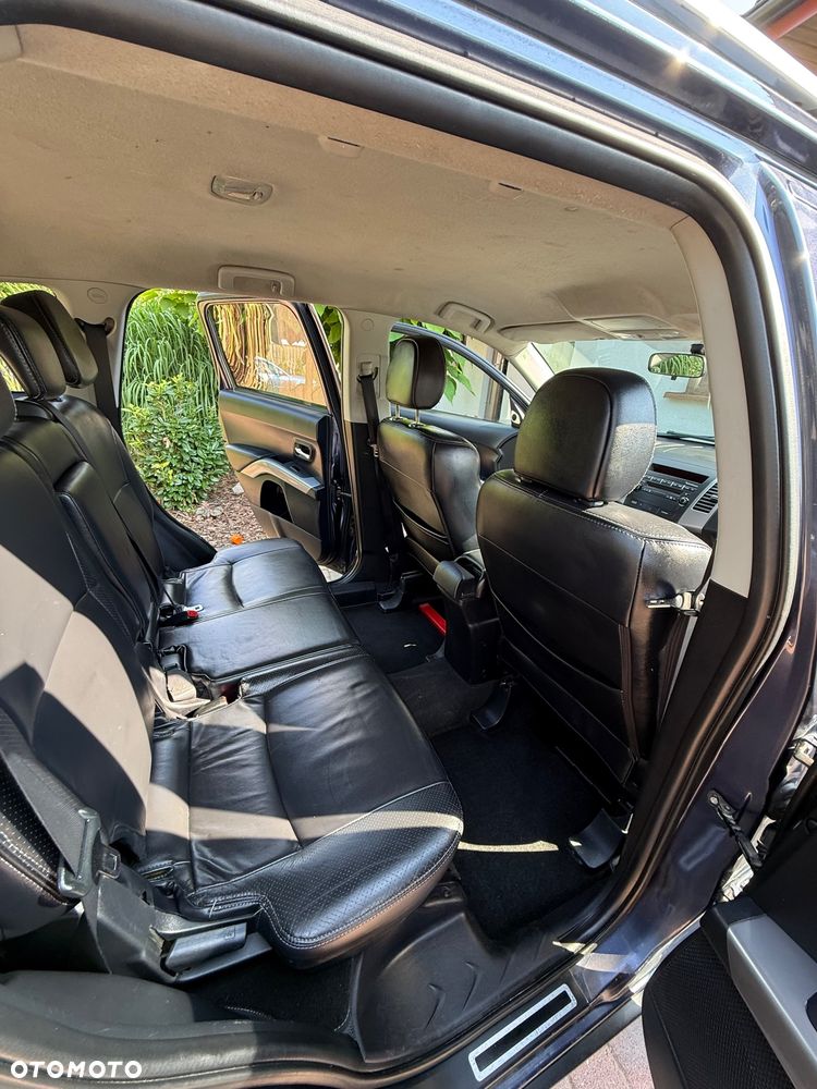 Mitsubishi Outlander 2.0 DID Instyle - 16
