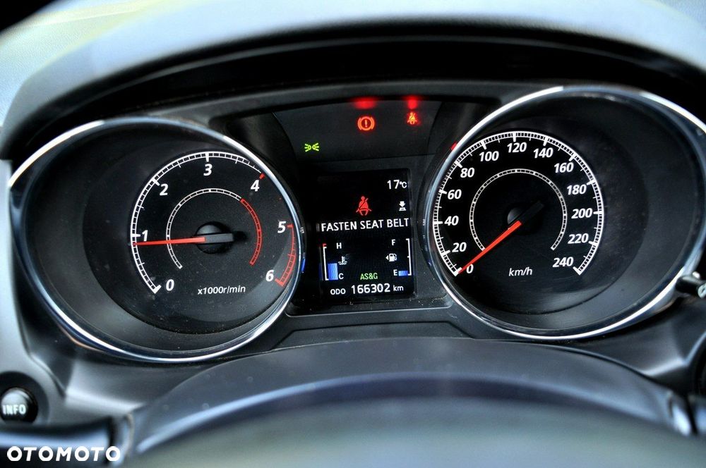 Mitsubishi ASX - 16