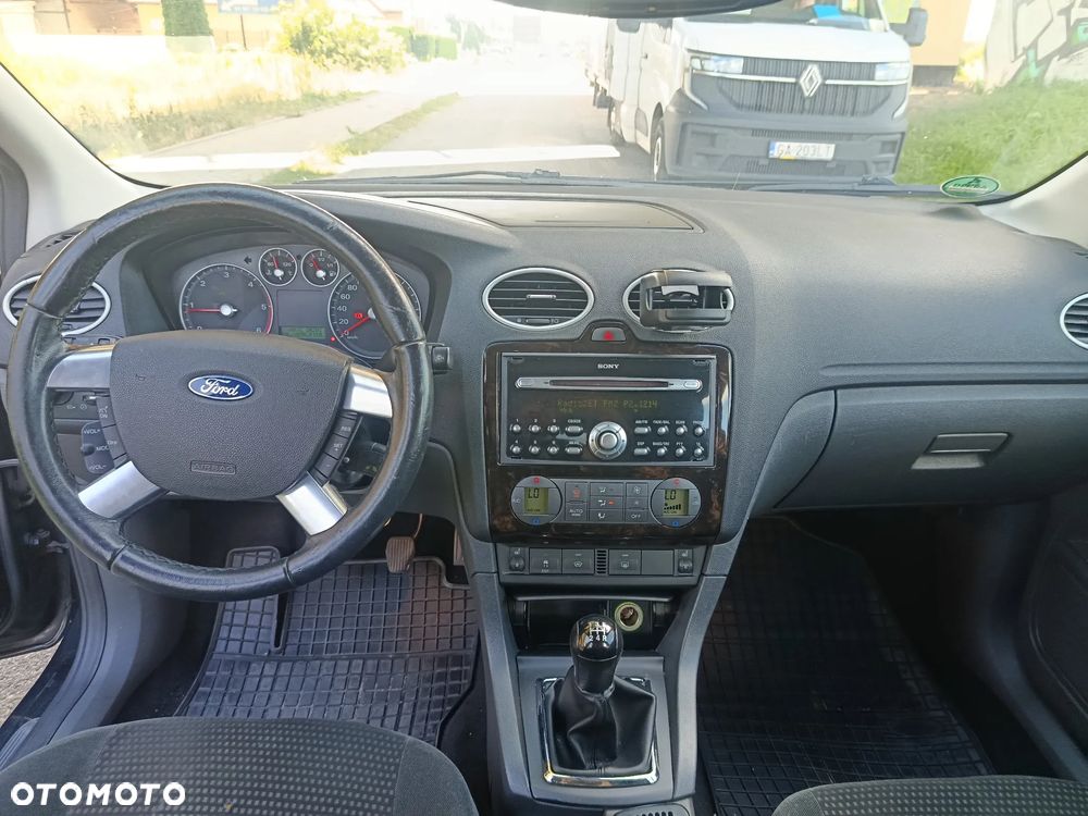 Ford Focus 1.6 TDCi cDPF Ghia - 10