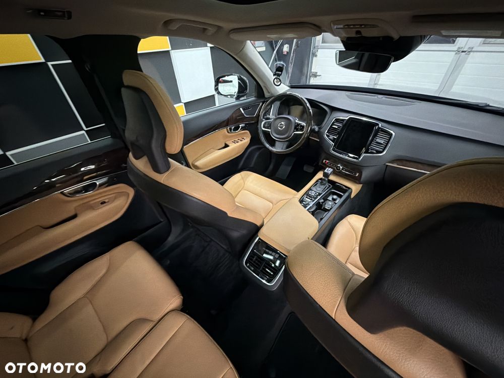Volvo XC 90 T6 AWD Momentum 7os - 14