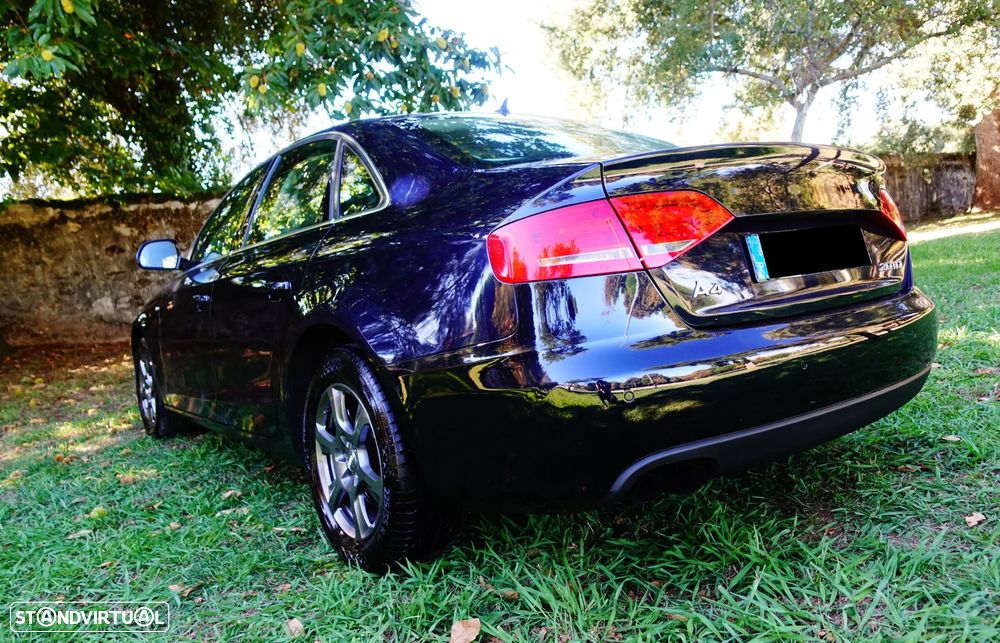 Audi A4 2.0 TDI S-line - 25