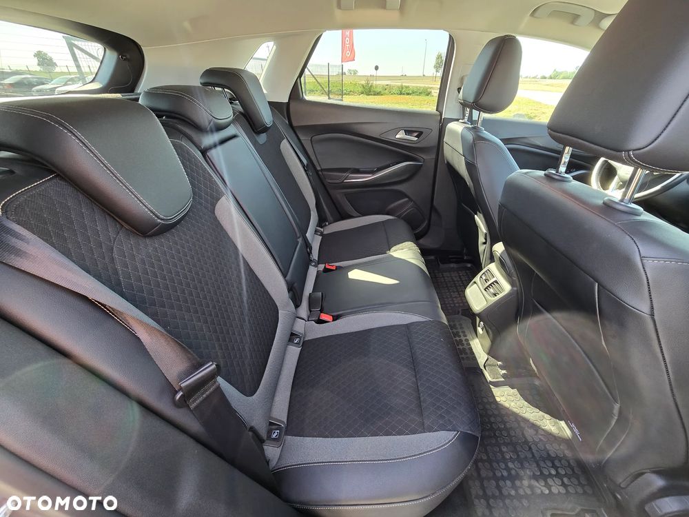 Opel Grandland X 1.2 T Innovation S&S - 23
