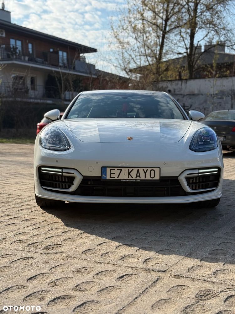 Porsche Panamera 4 - 37