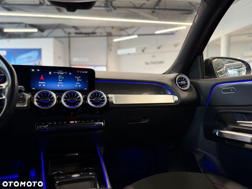 Mercedes-Benz GLB 200 mHEV AMG Line 7G-DCT - 9