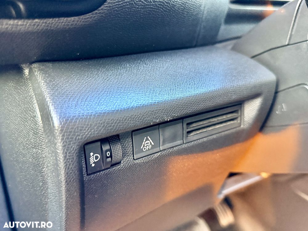 Citroën C4 1.2 PureTech S&S EAT8 Feel - 17