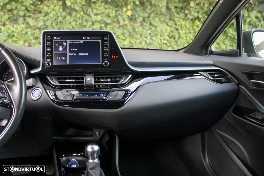 Toyota C-HR 2.0 Hybrid Exclusive - 18