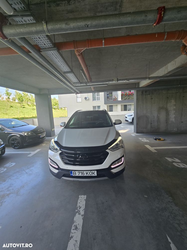 Hyundai Santa Fe - 1