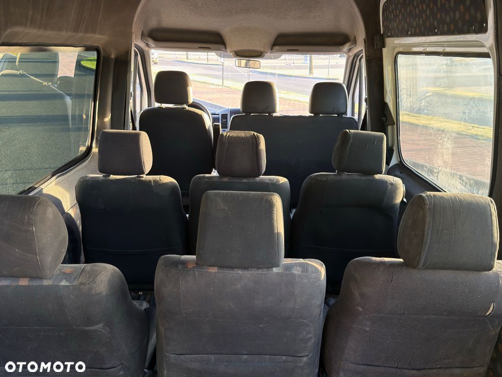 Mercedes-Benz Sprinter - 8