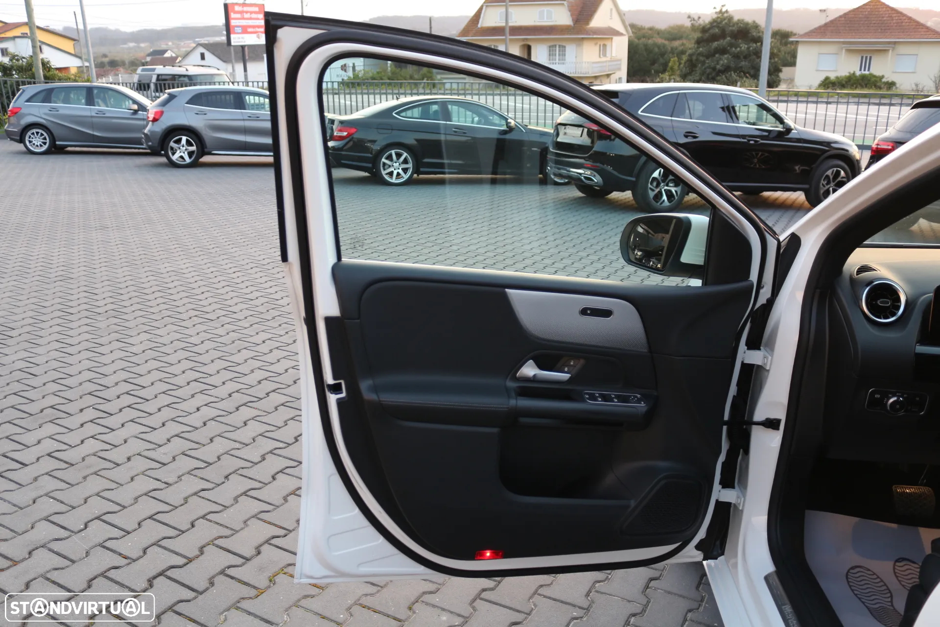 Mercedes-Benz B 180 d Style Aut. - 30