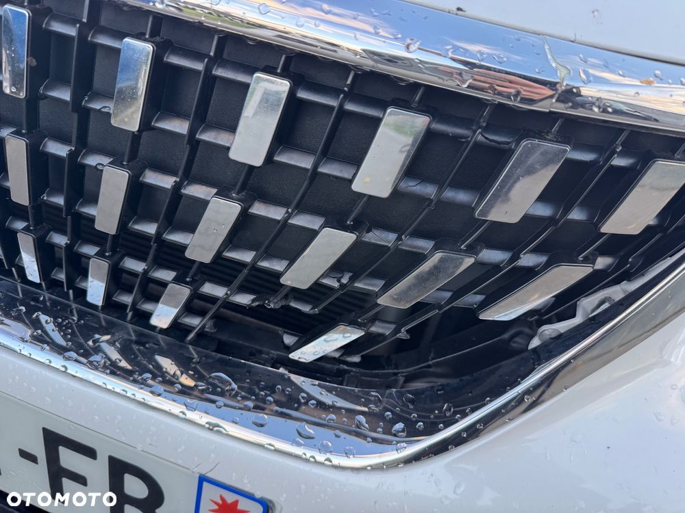 Peugeot 3008 PureTech 130 Stop & Start GPF Allure - 24