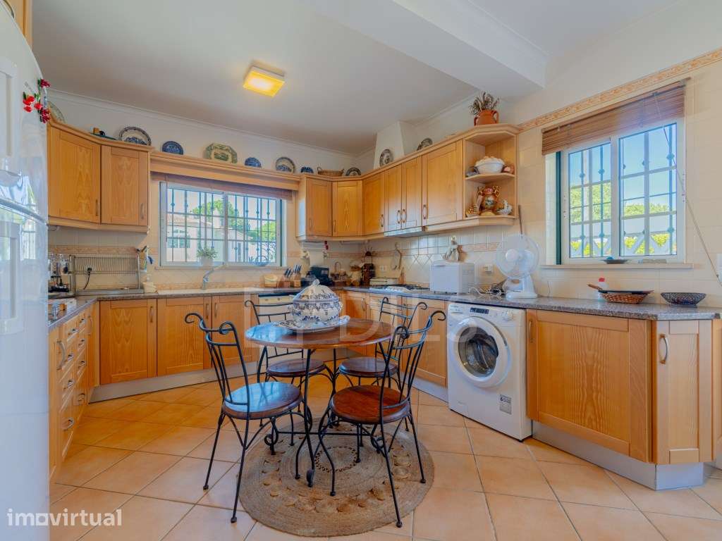 Moradia Isolada T5 com Piscina e Garagem, Vilamoura, Algarve - Grande imagem: 4/35