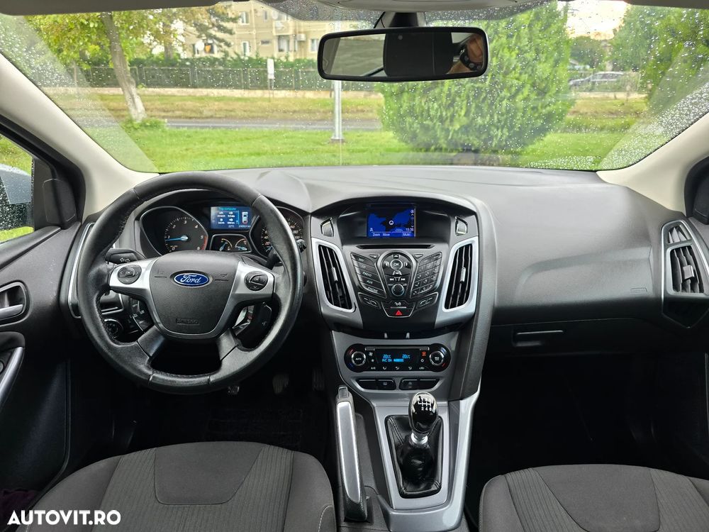 Ford Focus - 6