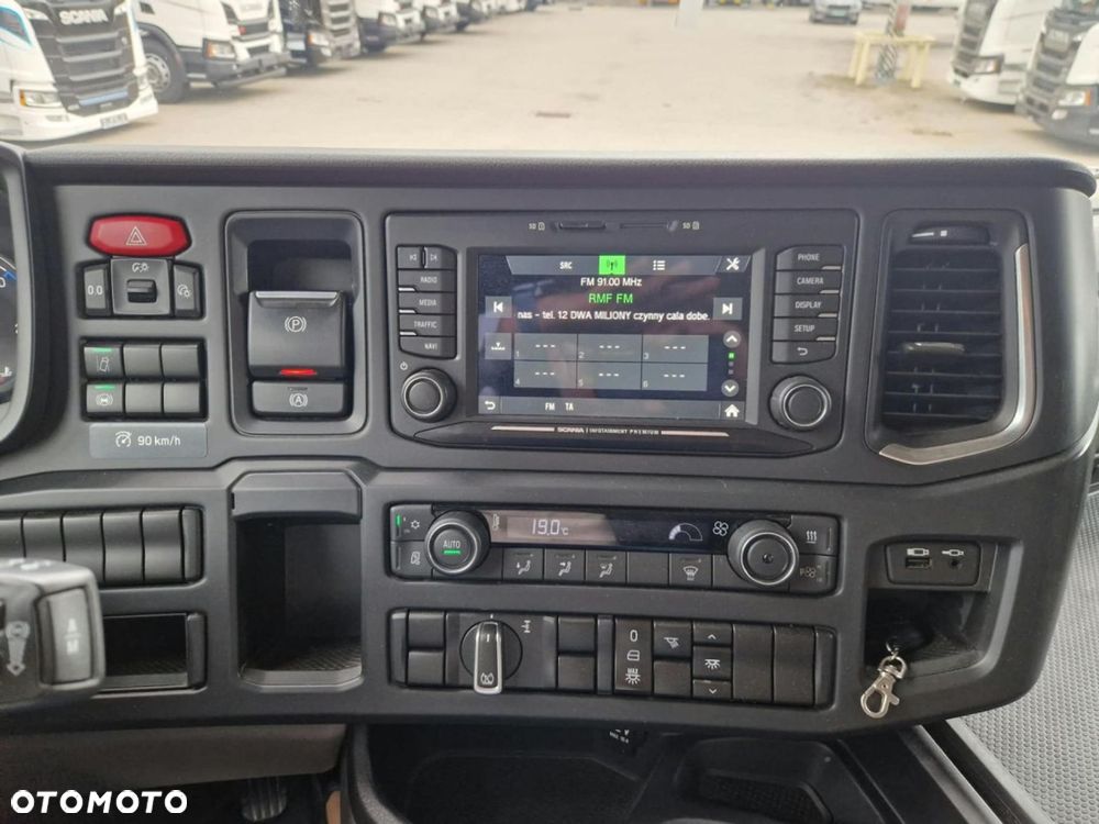 Scania R 450 A4x2NA - 15