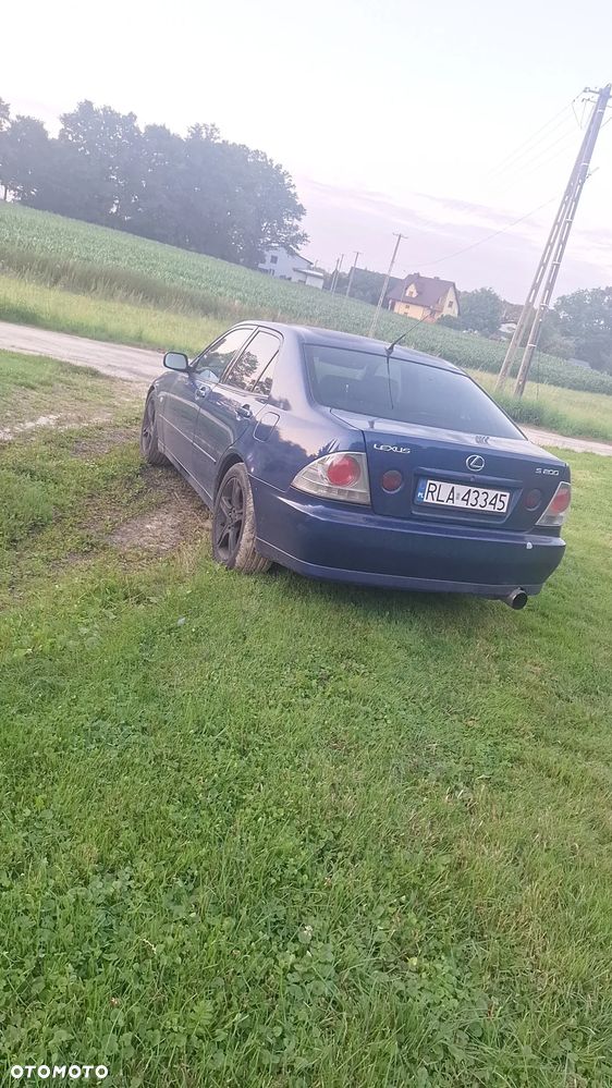 Lexus IS 200 Classic - 6