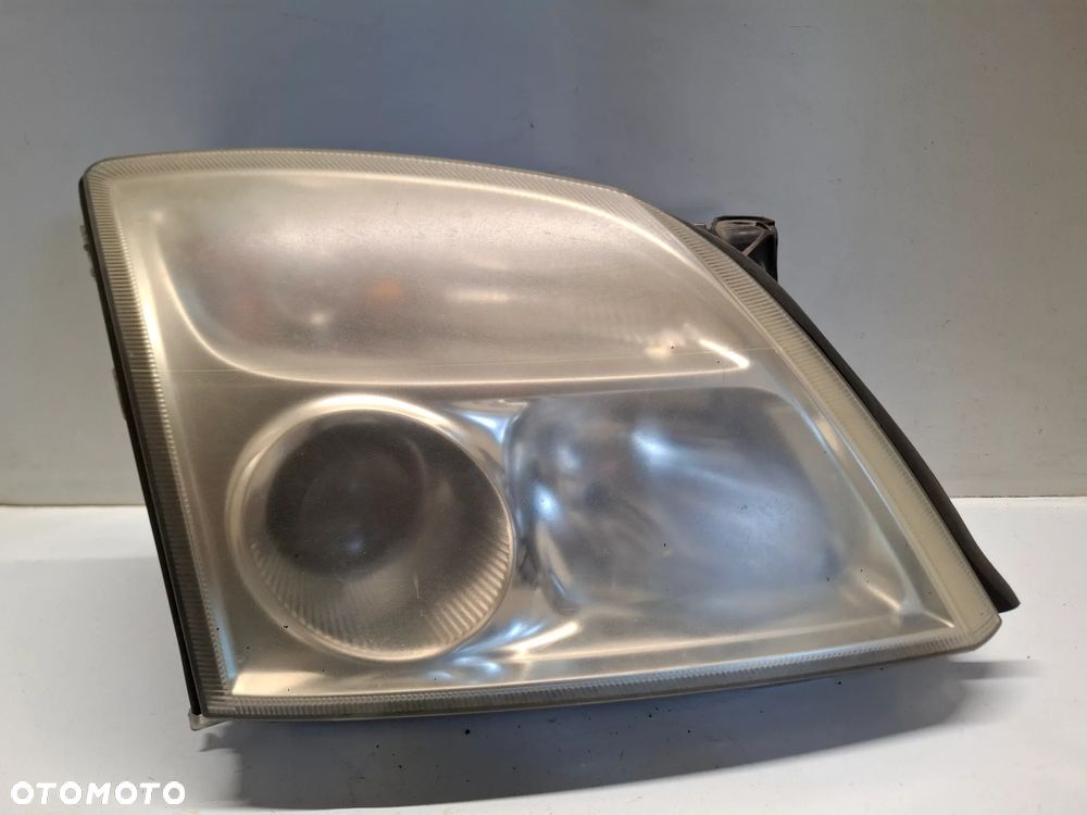 LAMPA HELLA PRAWA PRZOD PRZEDNIA OPEL VECTRA C 02-05 SLASK WYSYLKA VAT - 1