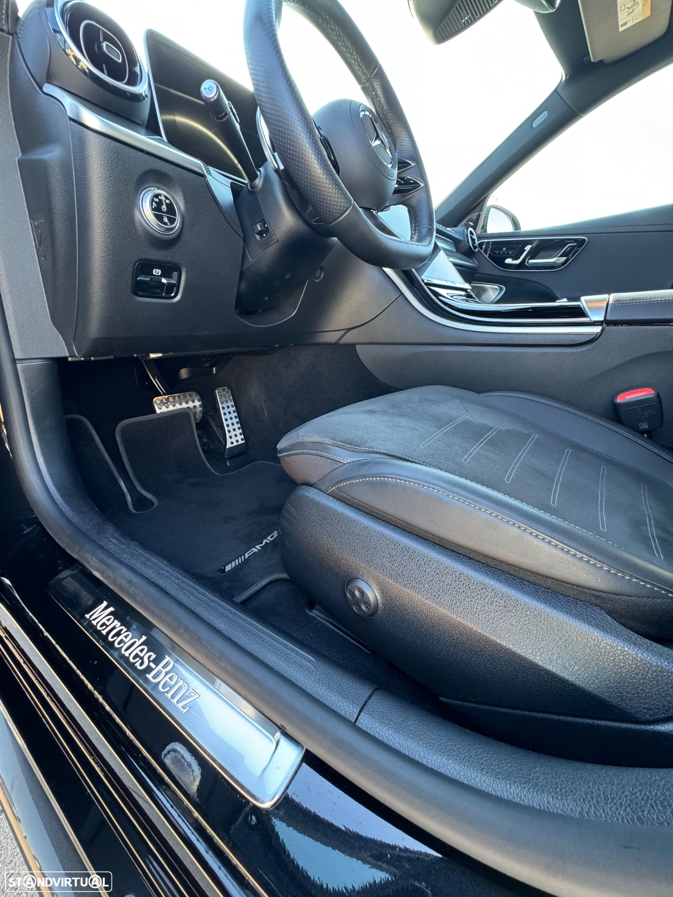 Mercedes-Benz C 300 e AMG Line - 20