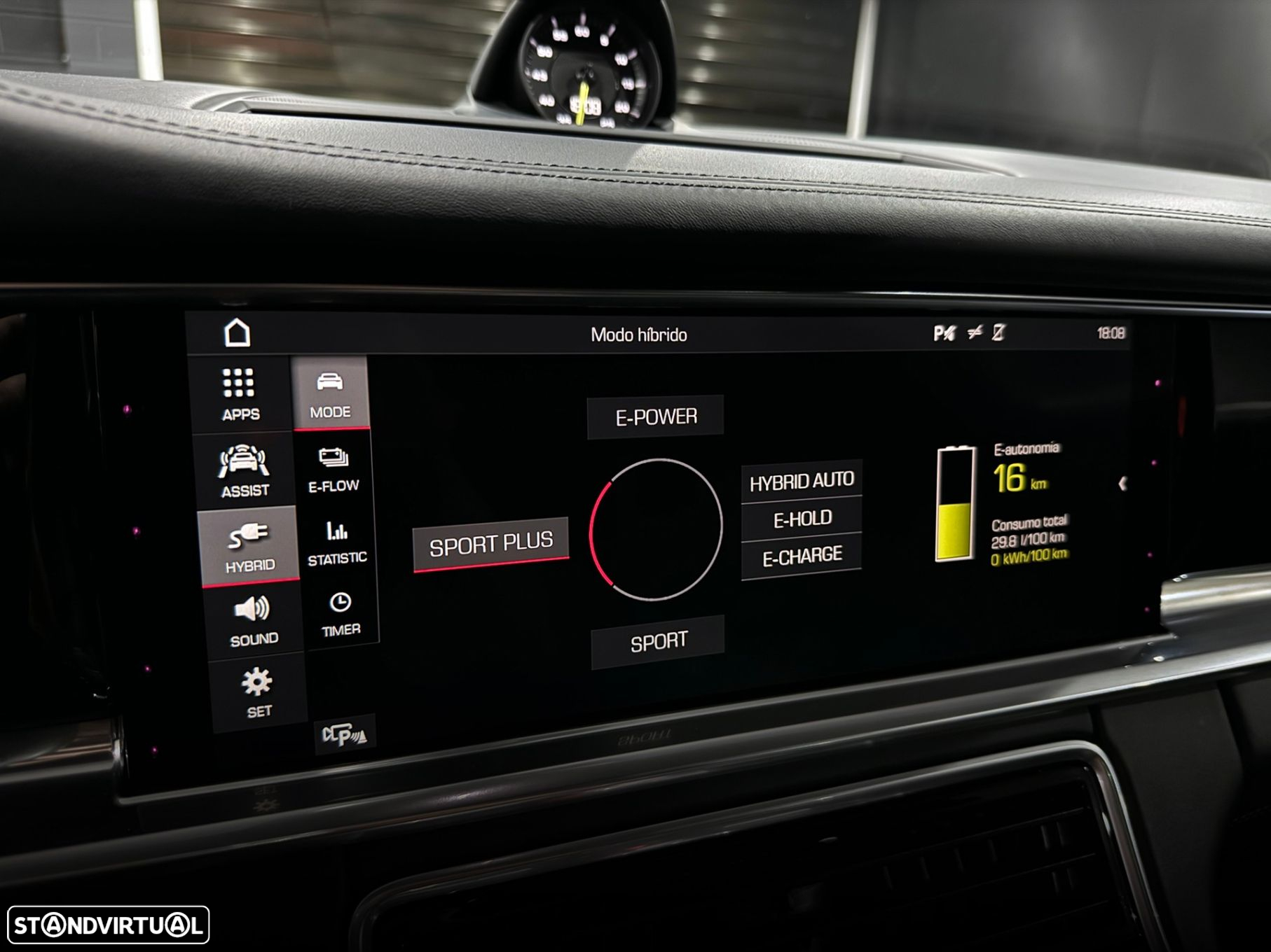 Porsche Panamera 4 E-Hybrid Executive - 34