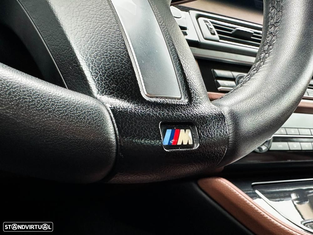 BMW 520 d Pack Desportivo M Auto - 54