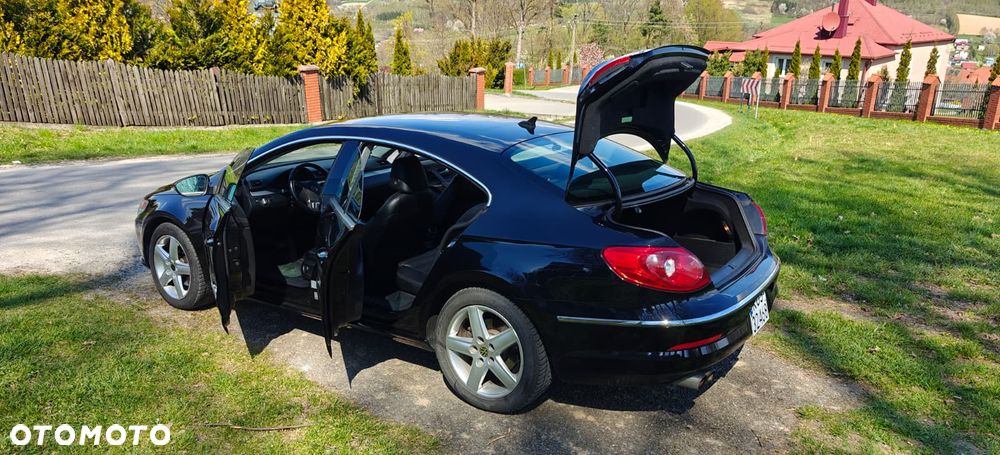 Volkswagen Passat 2.0 TSI DSG Highline - 12