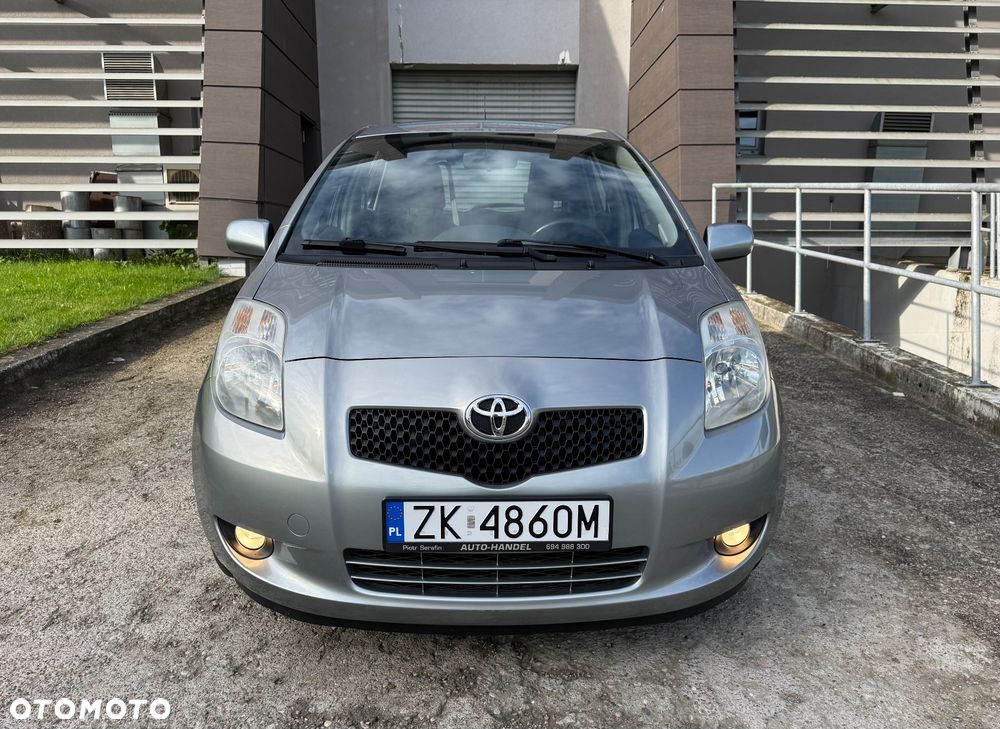 Toyota Yaris 1.0 Luna A/C - 10