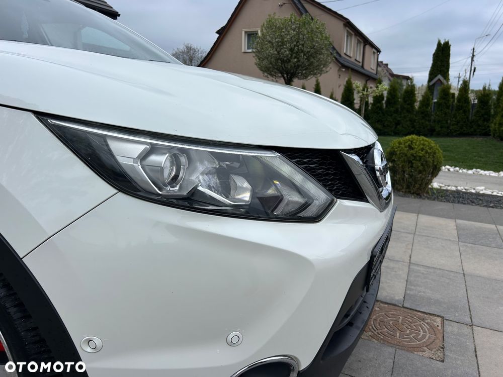 Nissan Qashqai 1.6 dCi Xtronic TEKNA+ - 14