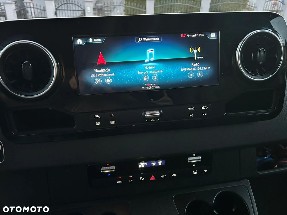 Mercedes-Benz SPRINTER - 21