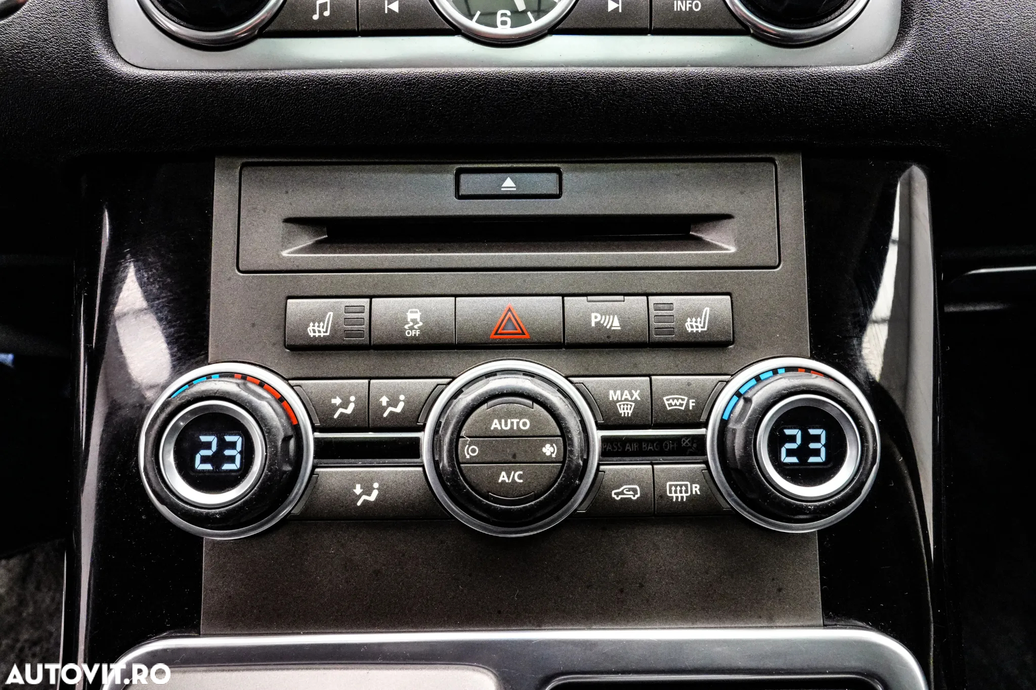 Land Rover Range Rover Sport 3.0 TDV6 - 23