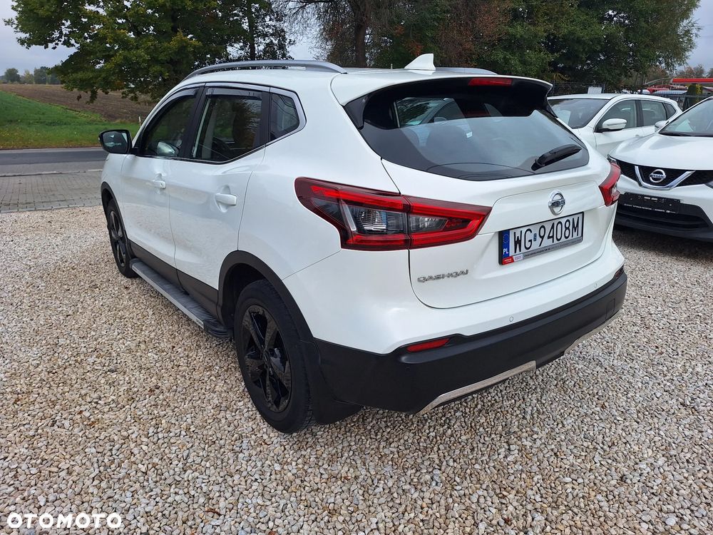 Nissan Qashqai 1.3 DIG-T SHIRO - 6