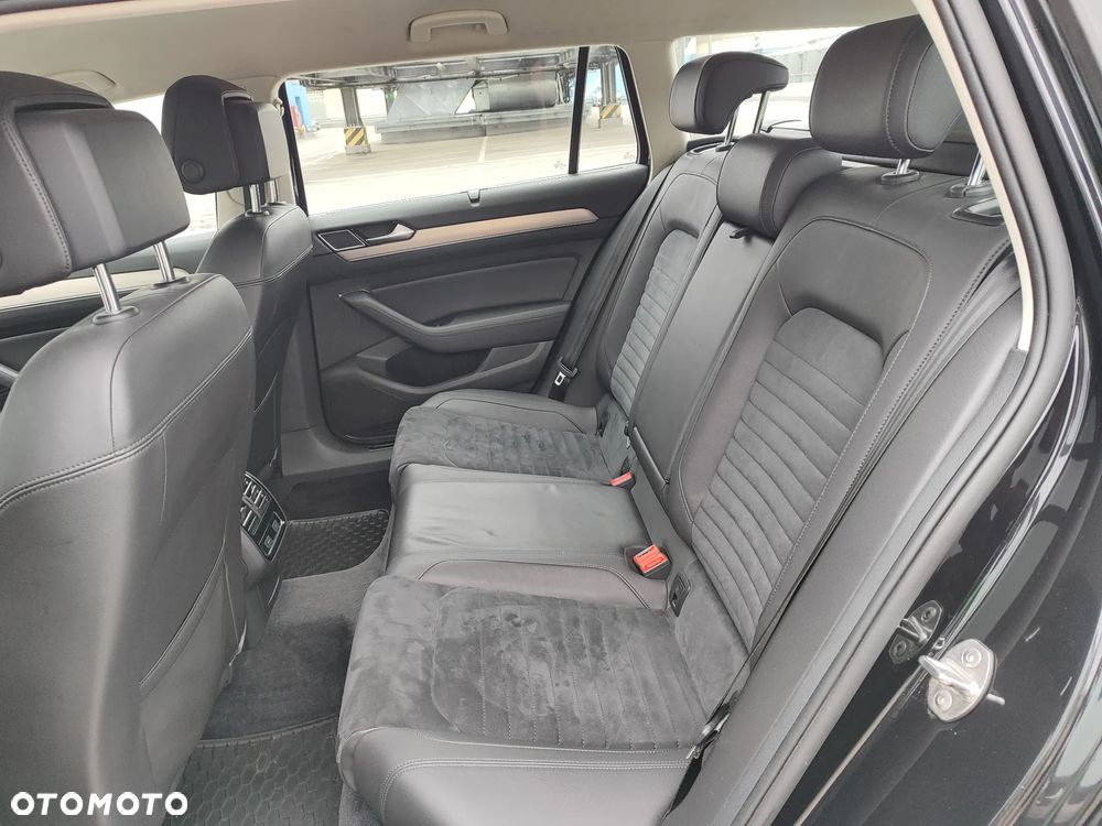 Volkswagen Passat Variant 2.0 TDI BMT 4Mot Highline DSG - 13