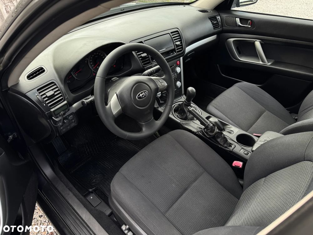 Subaru Legacy Kombi 2.0i Comfort - 32