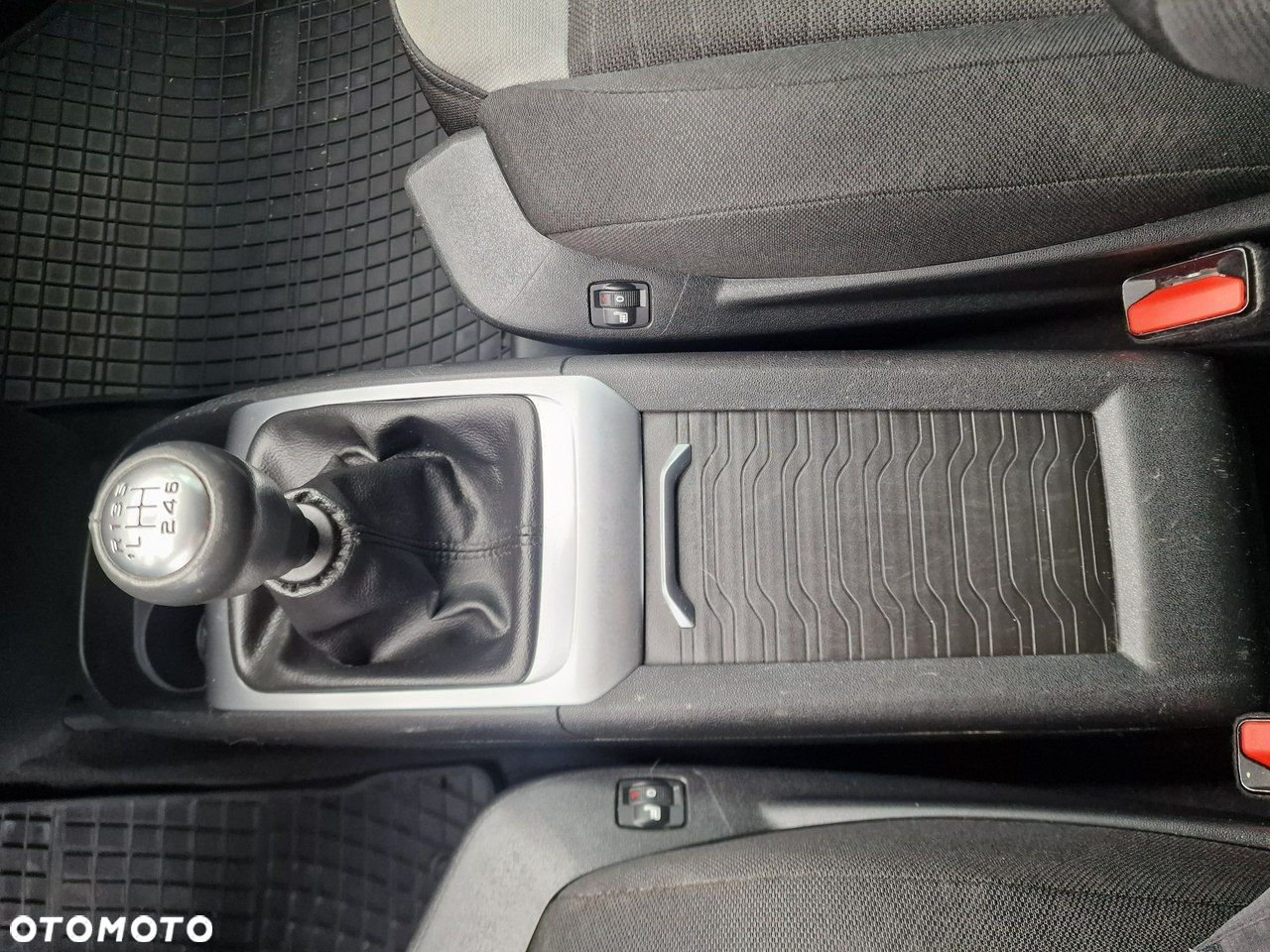 Citroën C4 Grand Picasso BlueHDi 120 SELECTION - 33