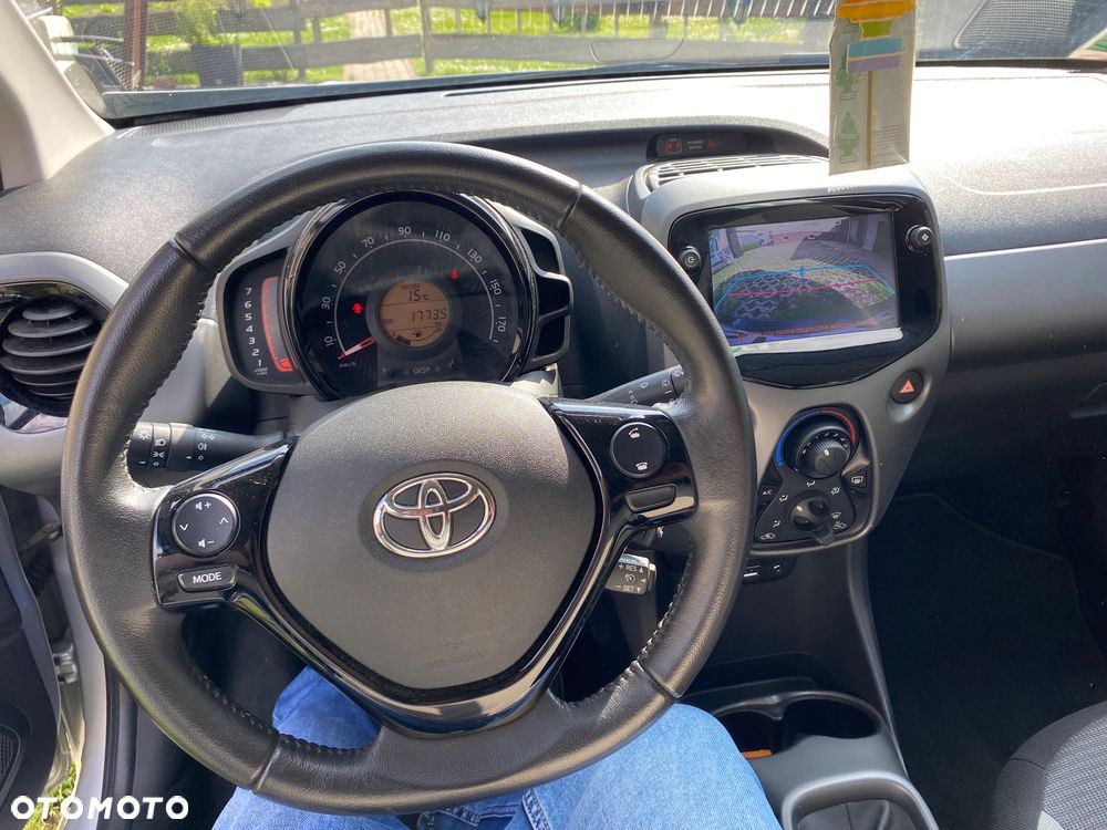 Toyota Aygo x-final - 11