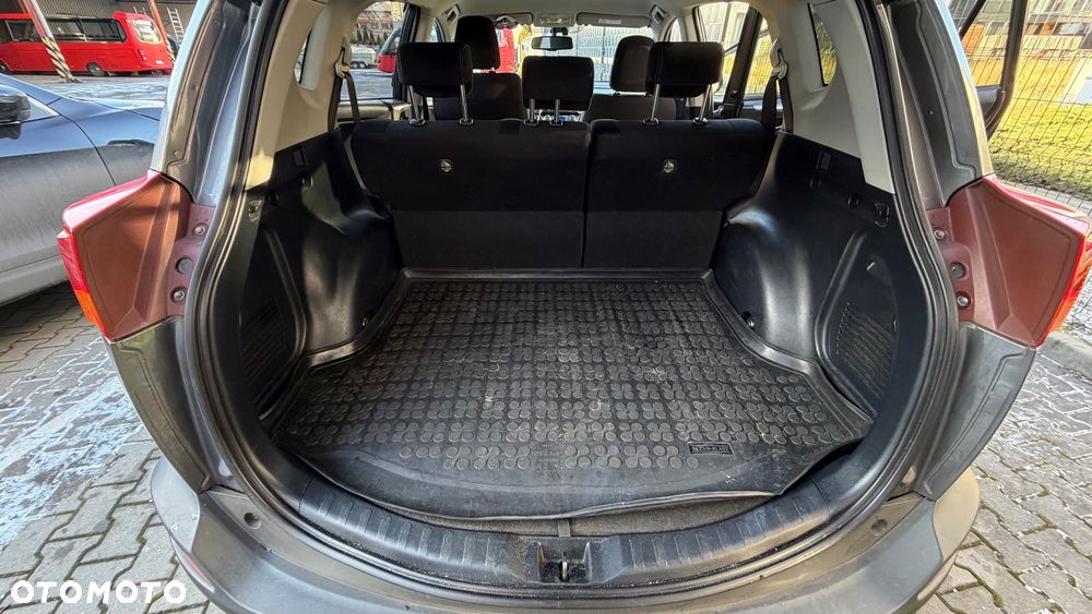 Toyota RAV4 2.0 D-4D Active - 27