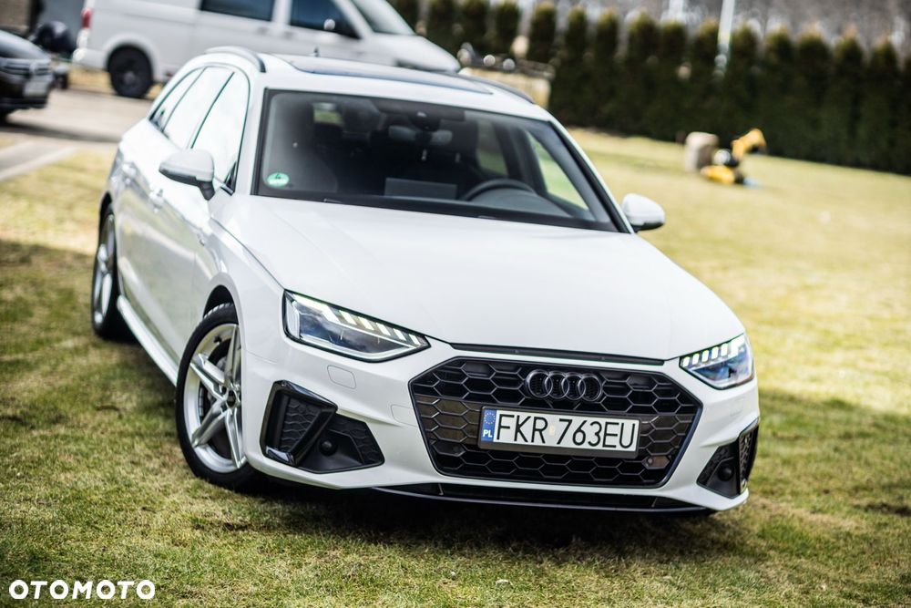 Audi A4 Avant 40 TDI S tronic S line - 9