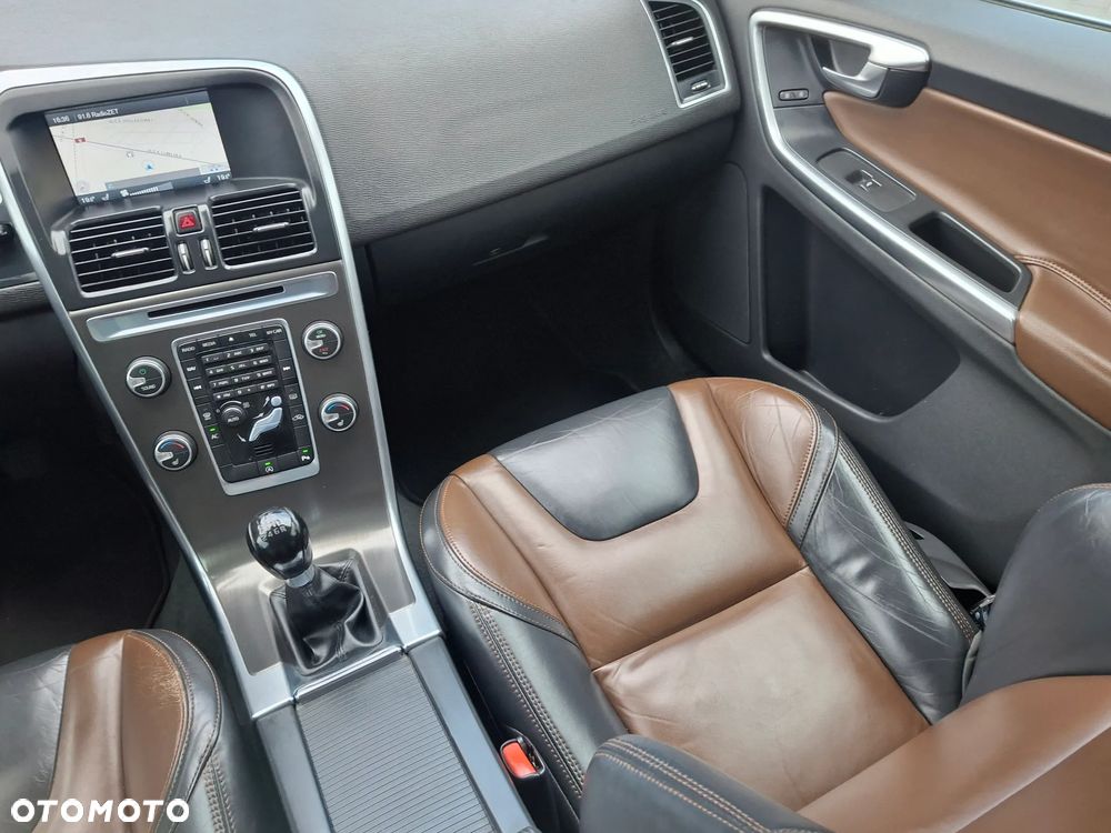 Volvo XC 60 D3 Edition Pro - 25