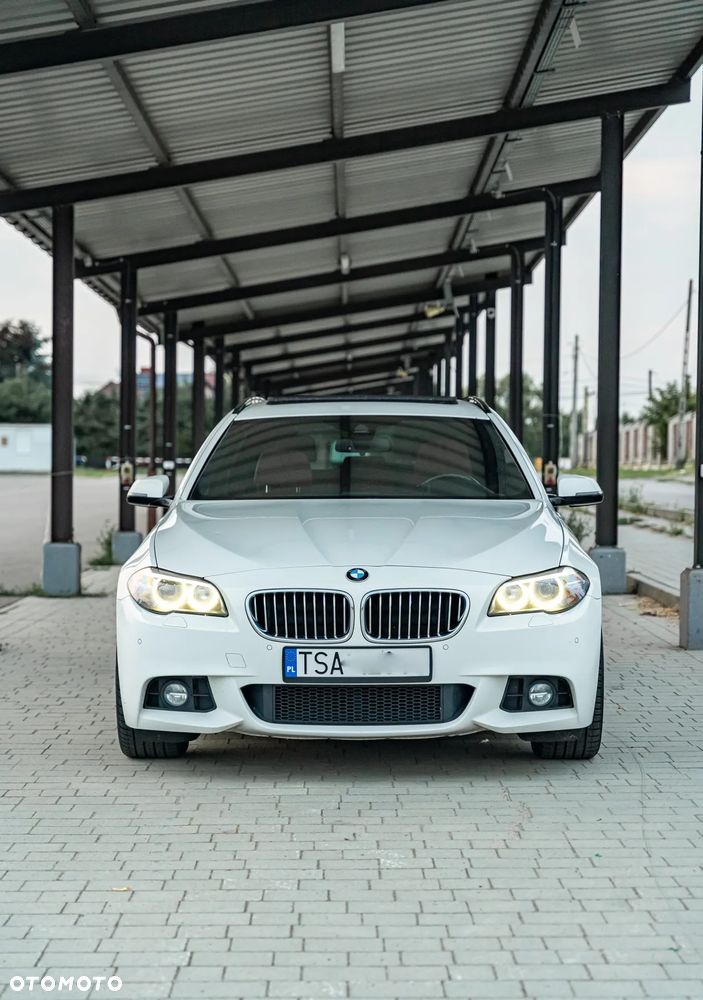 BMW Seria 5 530d xDrive - 10