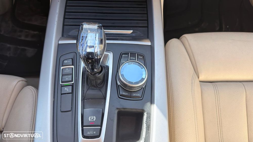 BMW X5 25 d sDrive Comfort 7L - 29