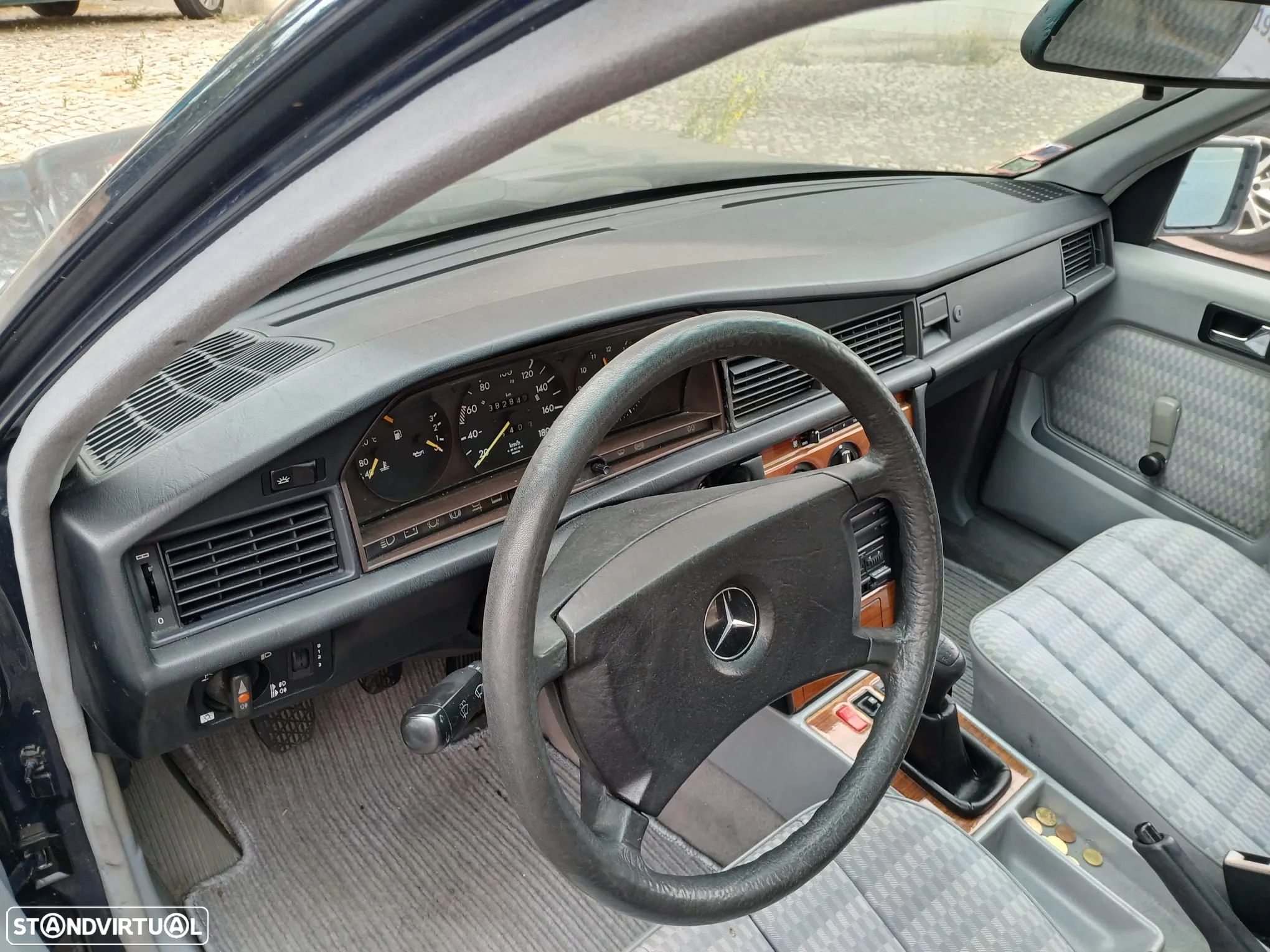 Mercedes-Benz 190 D 2.0 - 8