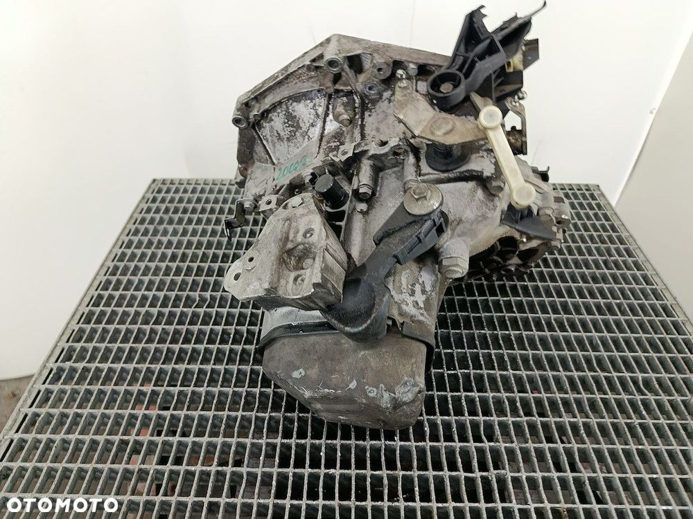 SKRZYNIA BIEGÓW MANUALNA 5 PEUGEOT 207 SW 20CQ86 1.4 8V - 4
