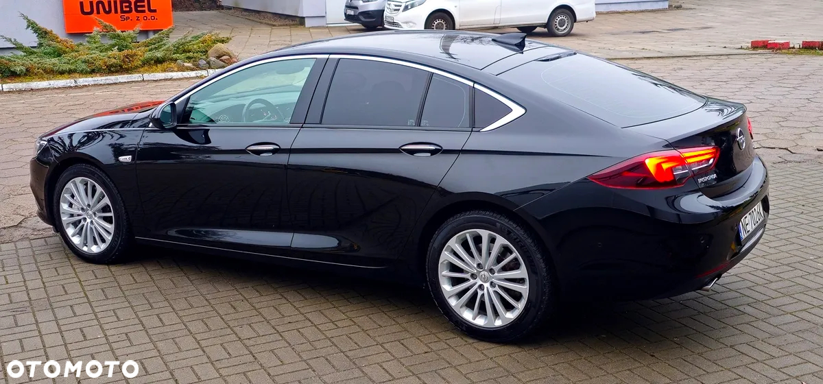 Opel Insignia - 8