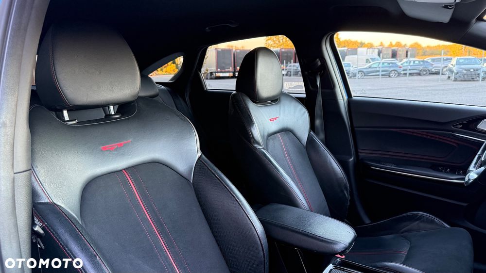 Kia ProCeed 1.6 T-GDI GT DCT - 17