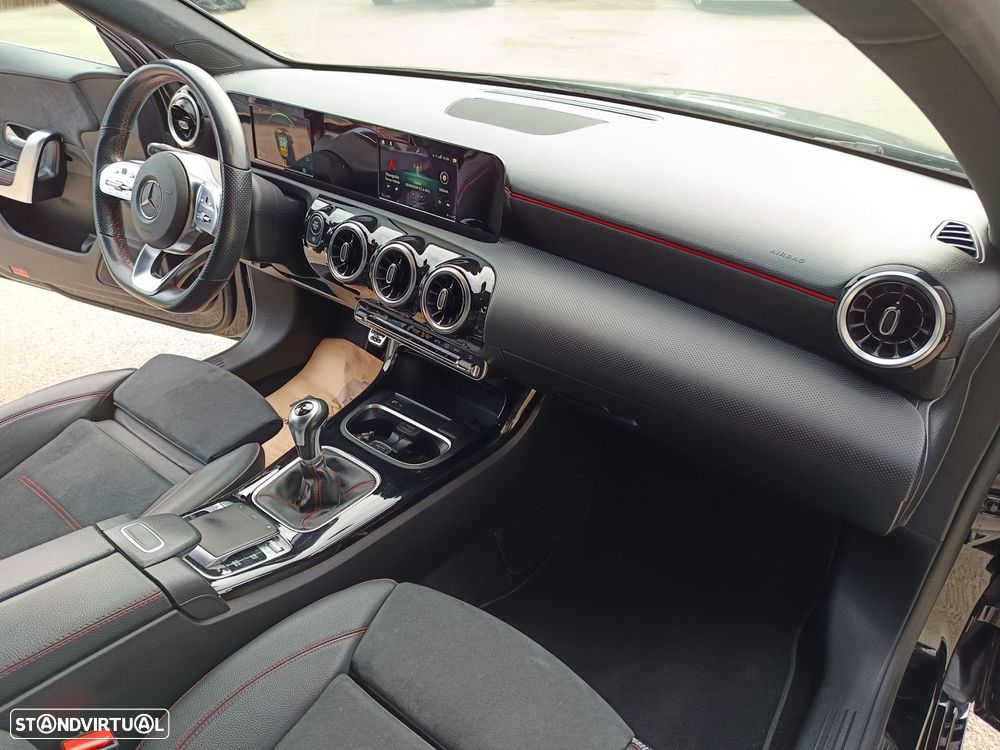 Mercedes-Benz A 200 AMG Line - 28