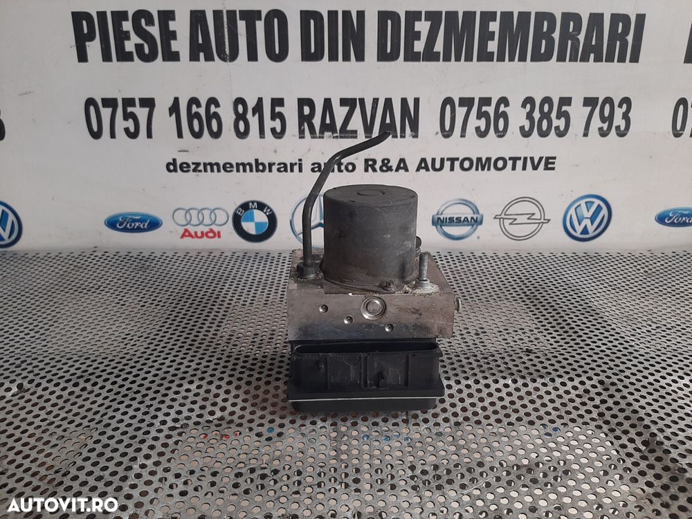 Modul Pompa Abs Land Rover Range Rover Vogue L322 3.6 TDV8 Motor 368DT An 2005-2006-2007-2008-2009-2010-2011 Volan Stanga Dezmembrez Land Rover Range Rover Vogue 3.6 Tdv8 Motor 368DT An 2005-2006-2007-2008-2009-2010 - 1