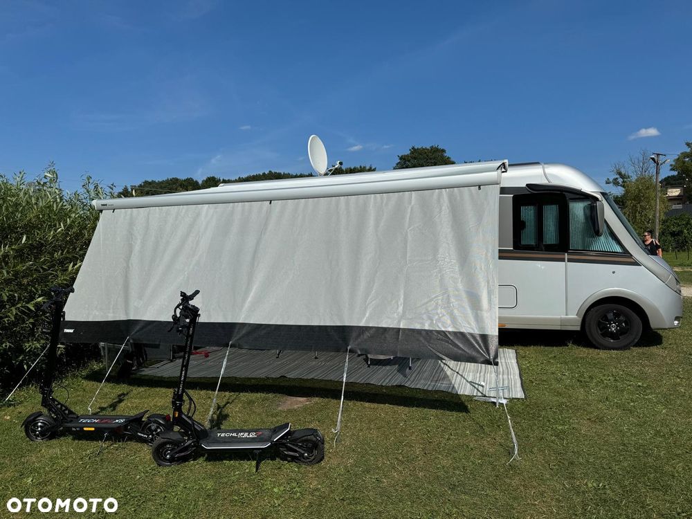 Mercedes-Benz Carthago Chic C-Line I 4.9L Srebrny - AUTOMAT - 4