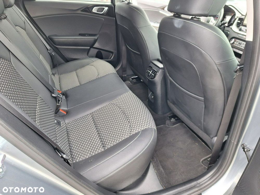 Kia Ceed 1.5 T-GDI L DCT - 24