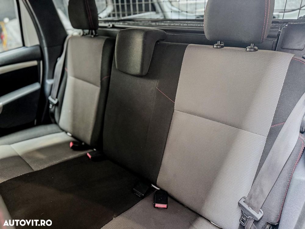 Dacia Duster dCi 110 FAP 4x2 Laureate - 22